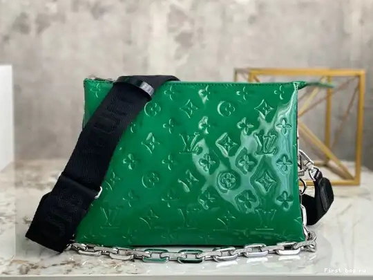 Frstbag ru LOUIS COUSSIN VUITTON PM 0529